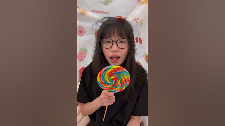LNS - Cô gái trùm mền lén ăn kẹo mút || Secret lollipop eating #shorts