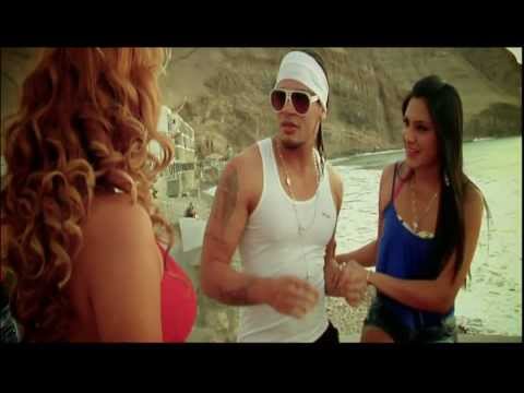 LAS INDOMABLES DE LA CUMBIA VIDEO OFICAL AMOR DE TRES