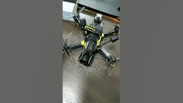 Beginner FPV drone just got serious – this is the SpeedyBee Bee25.