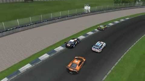 Passing under Blue Flag  Lapping drivers coming through