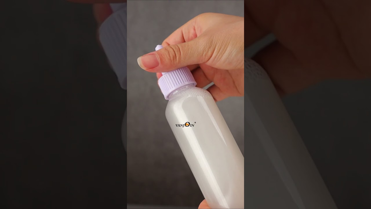 100nl Plastic Squeeze Bottle with Twist Top Cap