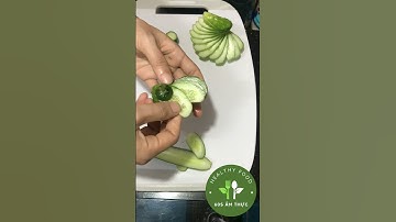 Tỉa hoa từ dưa leo. Carving flowers from cucumbers. #xuhướng #food #foods #trending #tỉahoaquả