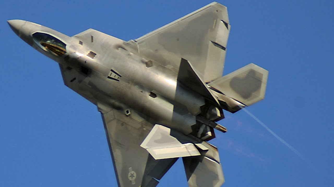 F-22ラプター デモ飛行・ネリス空軍基地 航空ショー 2014