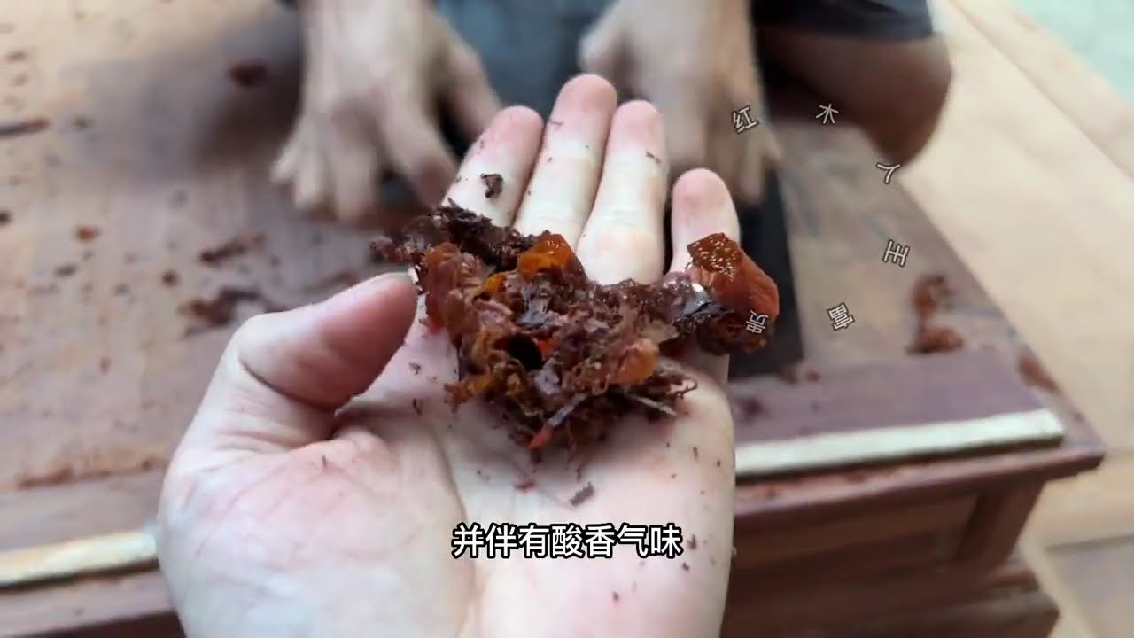 自制一张酸枝南官帽椅，飘肩榫与挖烟袋锅榫功不可没