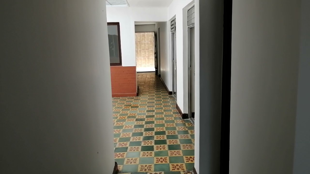 VENTA CASA BIFAMILIAR BOSTON MEDELLÍN