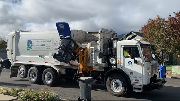 Peterbilt 320 ~ Labrie Automizer Garbage Truck