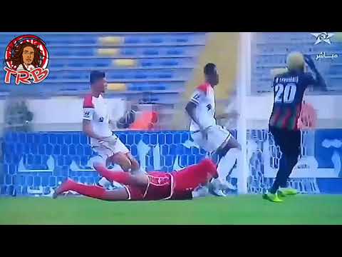 تدخل رائع من حارس الوداد رضى تكناوتي ضد الجيش الملكي