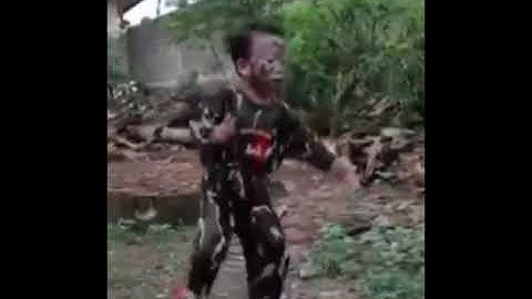 viral! Vidio lucu anak kecil memperagakan yel yel brimob😂👍