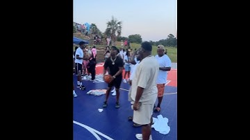HITMAN HOLLA 3PT SHOOTING CONTEST 25 SHOTS IN A ROW OMG 😮😮😮😮😮