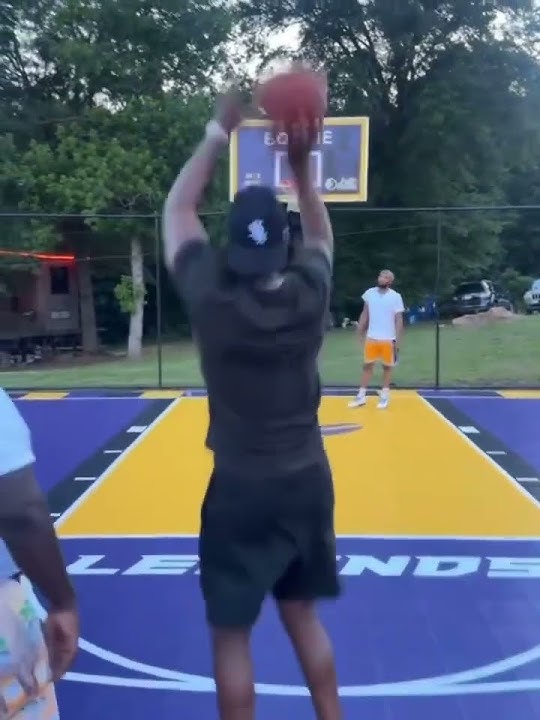 HITMAN HOLLA 3PT SHOOTING CONTEST 25 SHOTS IN A ROW OMG 😮😮😮😮😮