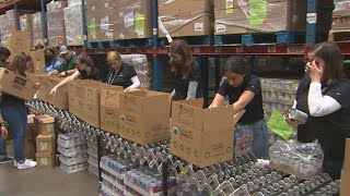 Never too young to help | Teen volunteers putting in work at Houston Food Bank