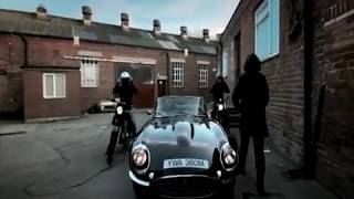 Смотреть клип Arctic Monkeys Ft. Richard Hawley - You And I