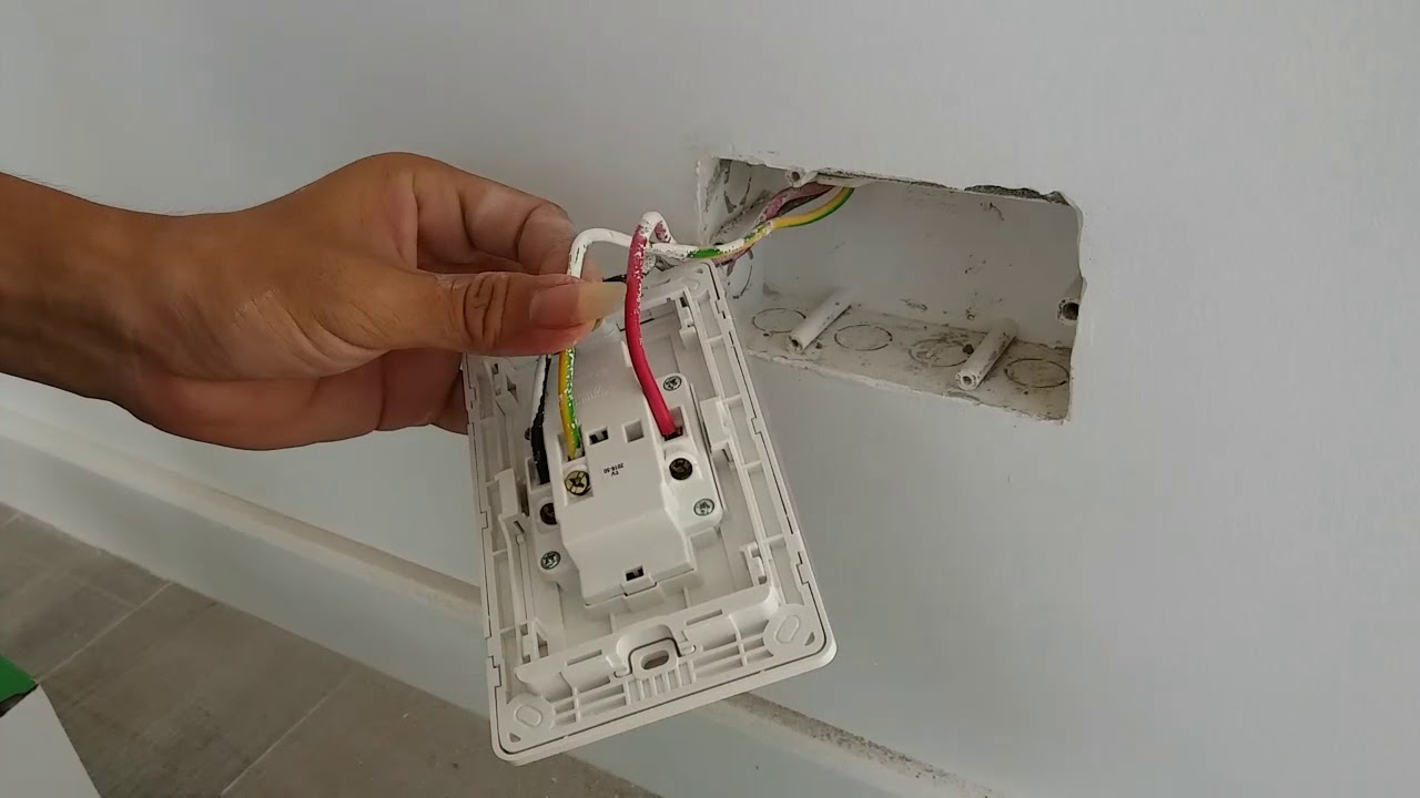 Cách Lắp Ổ Điện Âm Tường: Hướng Dẫn Từ A-Z Cho Ngôi Nhà Hiện Đại