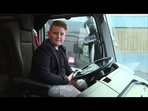 Vídeo: Com Conduir Un Camió