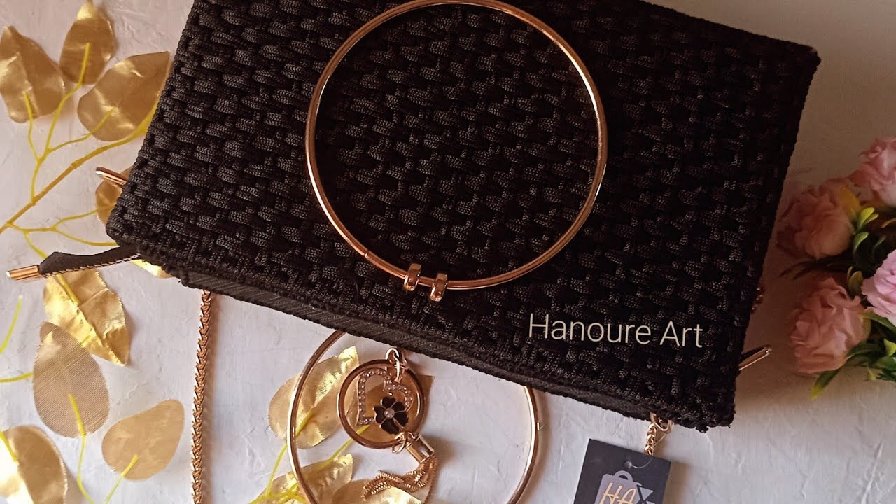 Diy purse bag tutorial - part 4sewing zipper bag in plastic canvas bag #diy