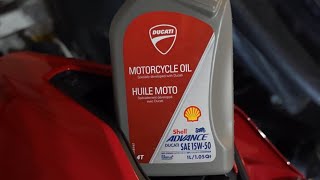 Ducati V2 (2025) - Part 7 add oil | oil & filter change overview