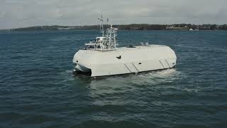 [#DRONES] Episode 6 – Drones : Unmanned Surface Vehicle (USV) launching swarm of UAVs