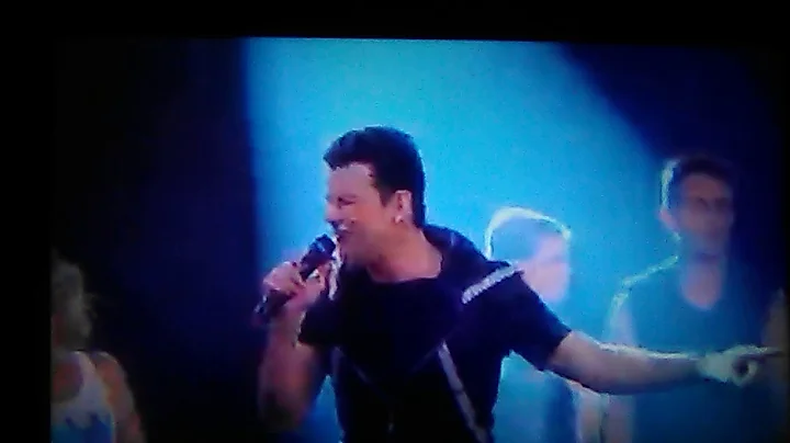 New kids on the block in fuller house