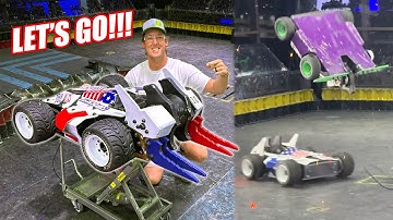 Competing in BATTLE BOTS! My Robot Dominated!