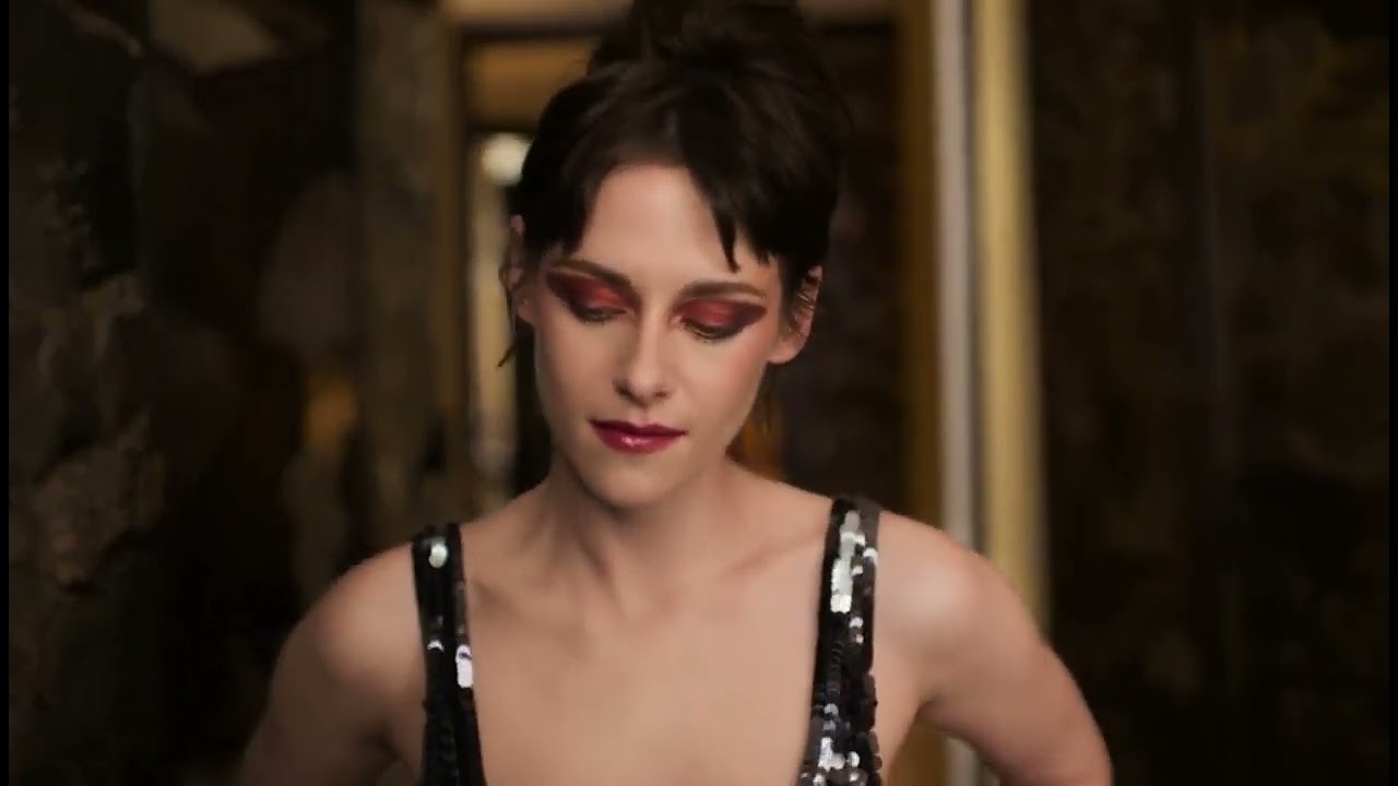 KristenStewart for Chanel's Fall-Winter 2023 Makeup Collection. 