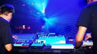 Hardfloor - Live At Acidic Pyramid - Chicago 1994