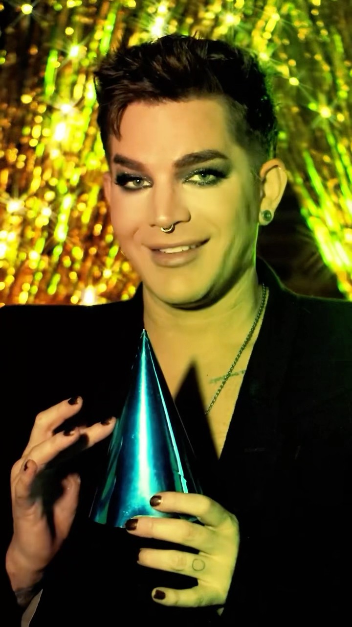 Willkommen to The Tonight Show, #AdamLambert. #FallonTonight
