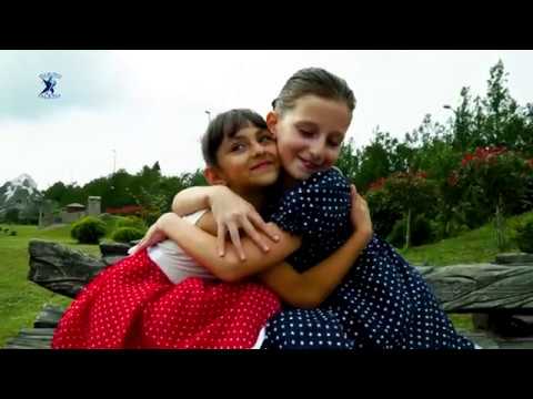 ნინო და ლიკა მაღალო ცაო