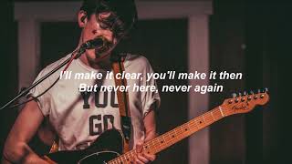 Declan Mckenna - Isombard // Lyrics