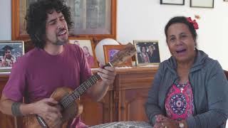 Video voorbeeld van "Bobby Alu & Foloi Iulia - Samoa Silasila"