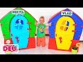 Vlad und Nikita bauen Spielhäuser für Kinder