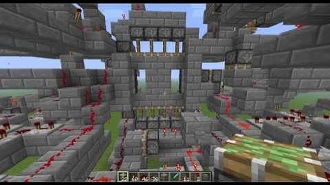 1.4.2 Minecraft 4x4 Piston Door (No Pistons/Redstone showing)