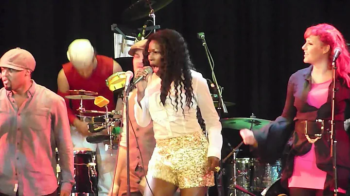 INCOGNITO featuring VANESSA HAYNES - LIVE IN LONDO...
