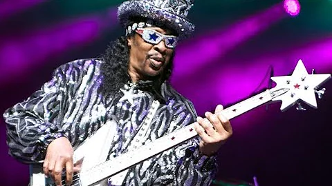 STRETCHIN' OUT (In A Rubber Band) Bootsy Collins Bass Guitar Cover LESSON LINK BELOW