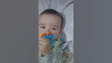 عندي بنوتة صغيرة 