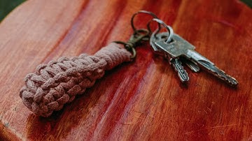 Qualquer pessoa consegue fazer esse chaveiro de macramê!