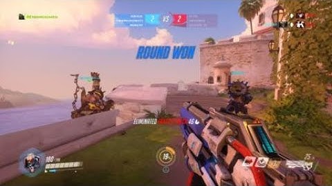 Overwatch: D.VA ejects and falls off the edge