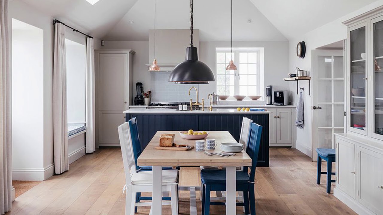 Relive Summer: Best Beach Style Dining Rooms