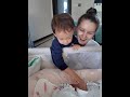 温馨一幕#李新和索菲亚#外国人在中国#跨国婚姻 #混血宝宝