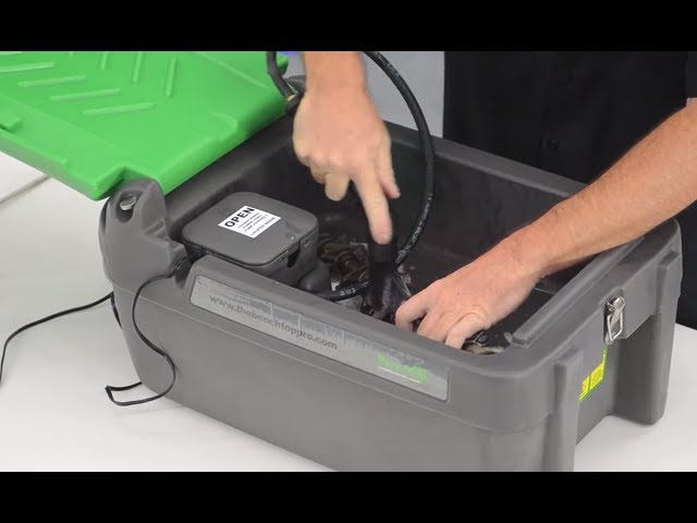 Cleaning auto parts the smart way - Smart Washer parts cleaner 