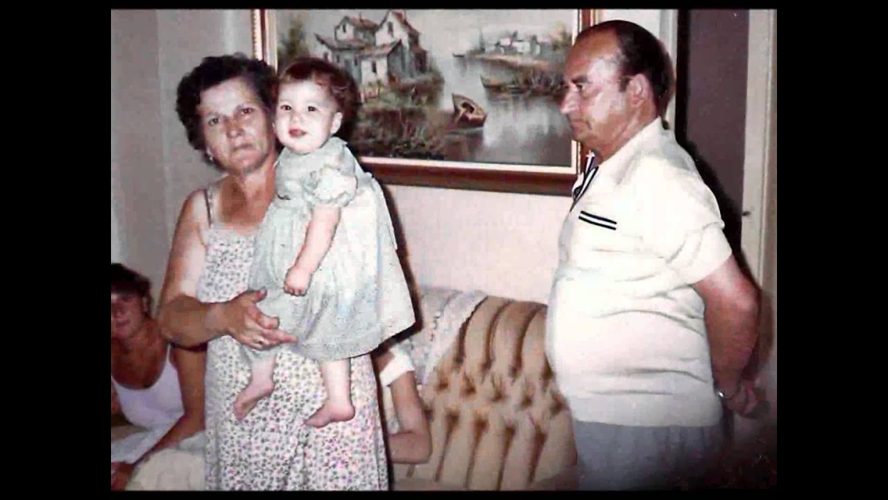 LA PLAZOLETA DEL BARRIO 3 BIS-divx.avi