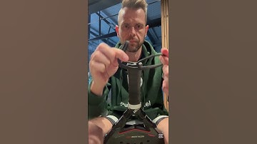 Adidas rackets comes with a normal strap. Here’s a little hack to improve this strap. #padel #hack
