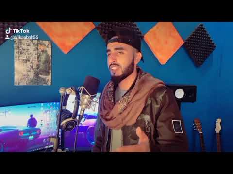 افهق اكلاااش واقدم علي كعابنه