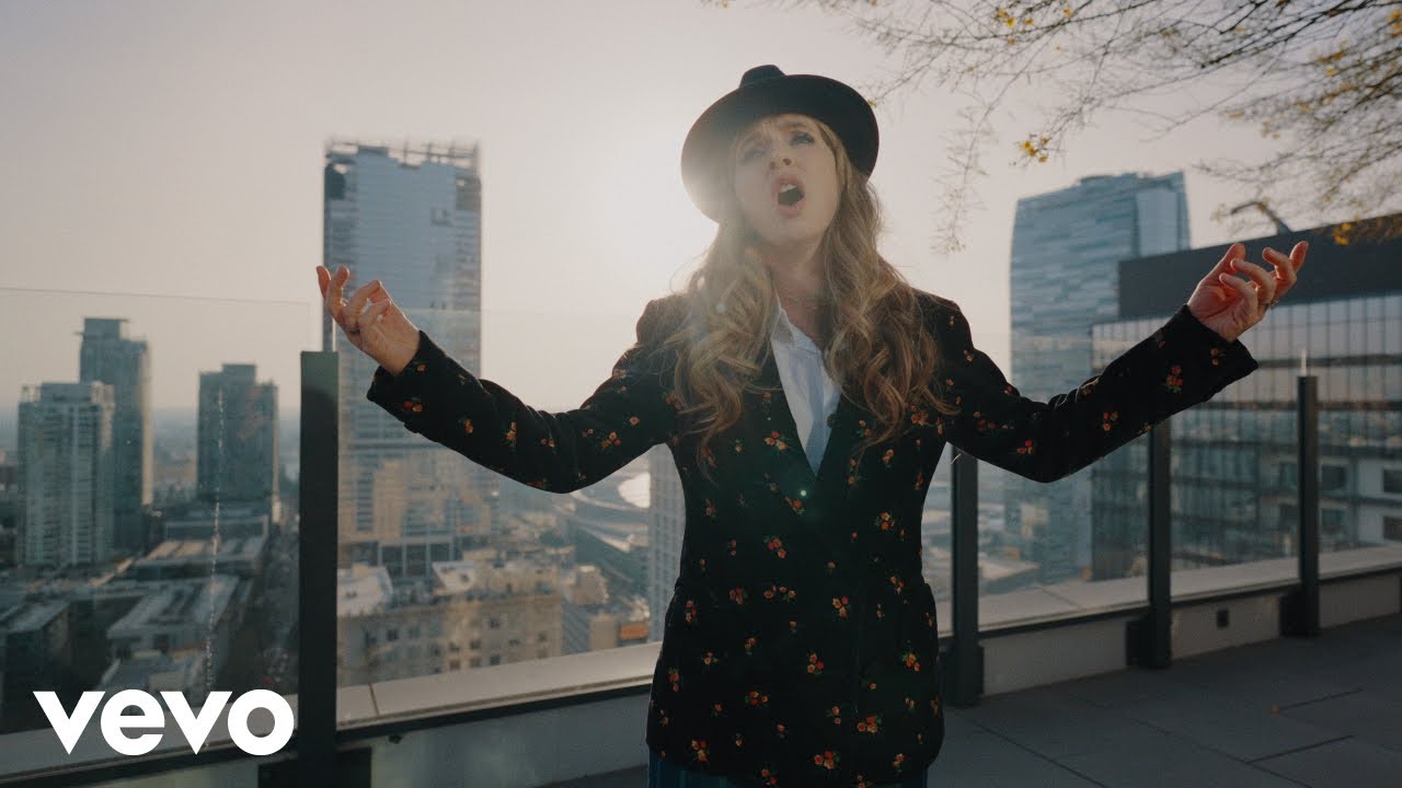 ZZ Ward - Liberation - YouTube