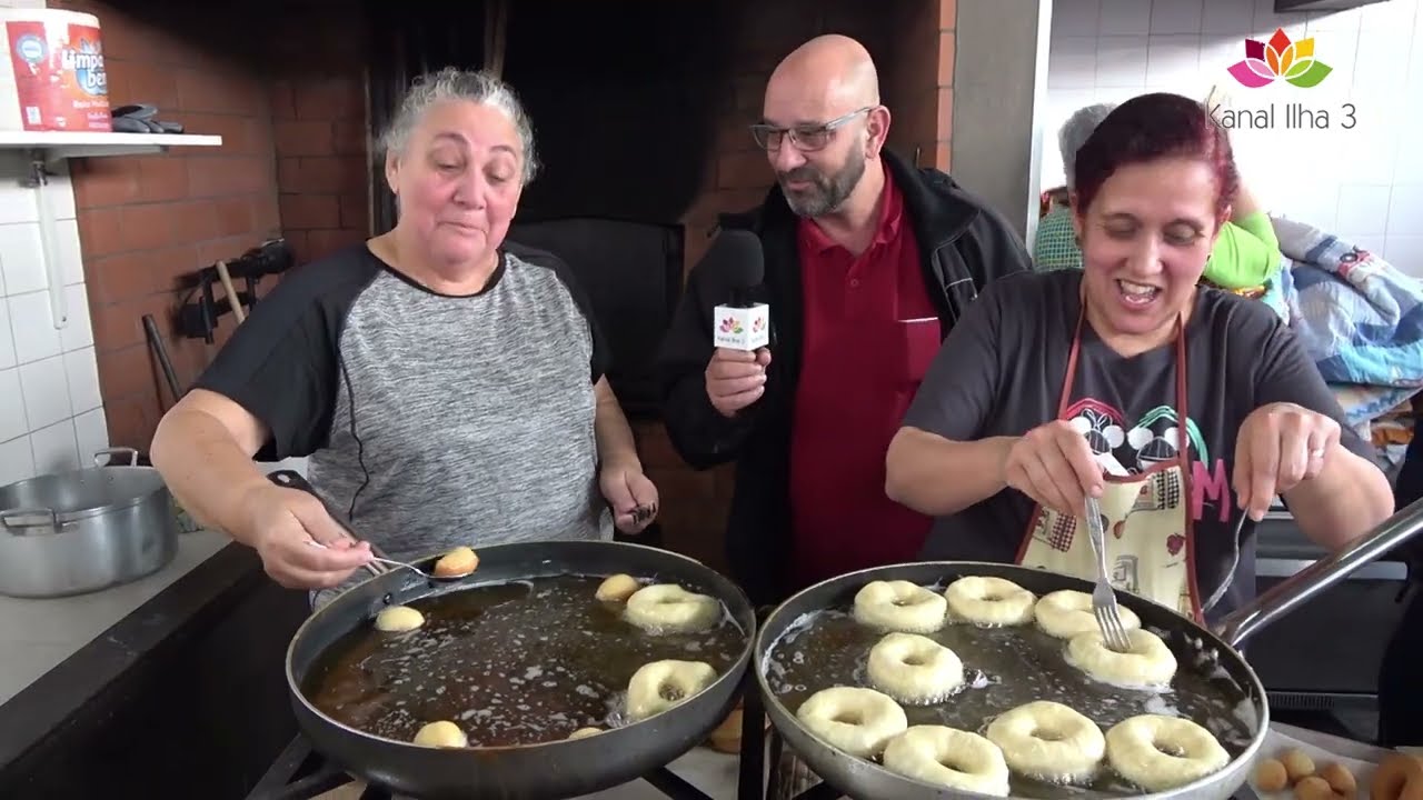 AS FAMOSAS DONETES DO GRUPO FOLCLÓRICO FONTES DA NOSSA ILHA DAS FONTINHAS