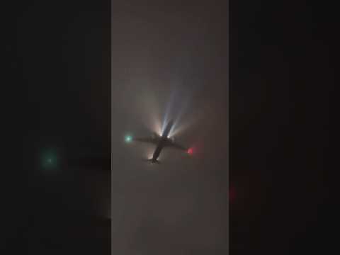 Guess the Aircraft || #commercialaircraft #aviation #csmia #airport #planespotting #clouds #nigh
