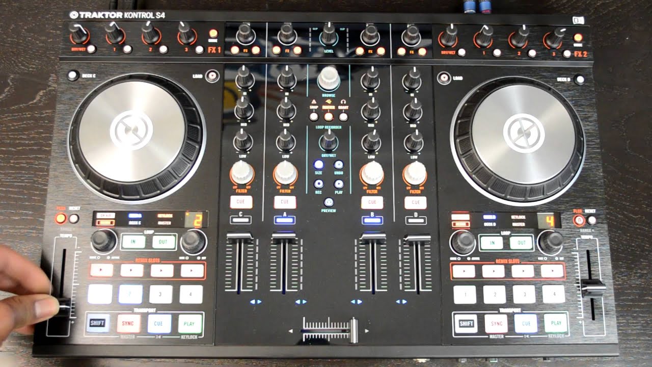 TRAKTOR KONTROL S4 MK2 DJコントローラー DJ