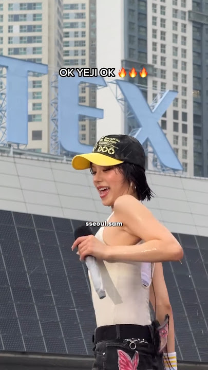 GIRL CALM DOWN 🔥 #yeji #yuna #itzy #있지 #waterbomb #itzymidzy #kpop #shorts