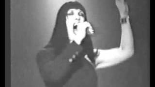 PETE BURNS DEAD OR ALIVE SPIN ME LIVE IN PARIS