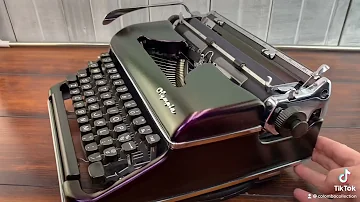 Colorshift Olympia SM3 Manual Typewriter