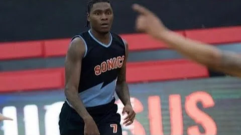 Robert Holliday Jr Rookie Season Highlights/Super....